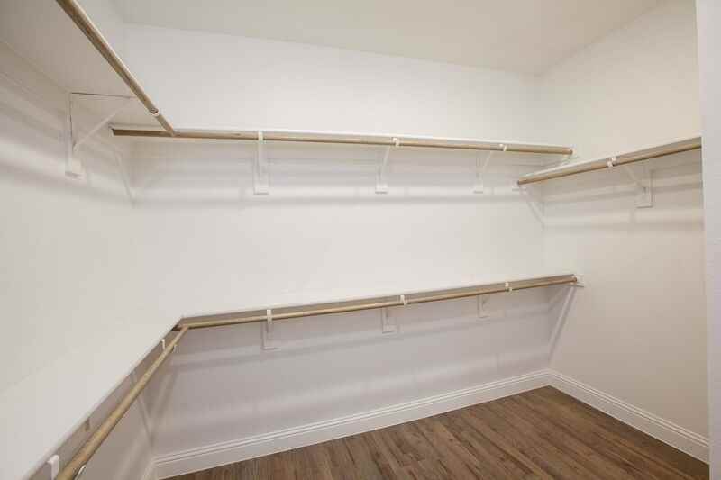 8586 Church St - Photo 4 of 40