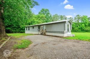 featured image of 121 Wood Church Rd