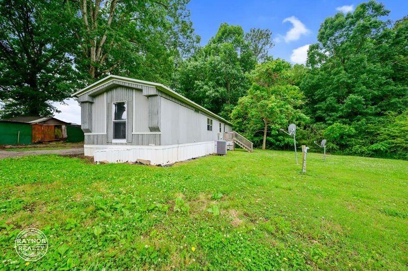 121 Wood Church Rd - Photo 2 of 27