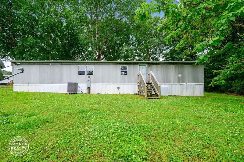 121 Wood Church Rd - Photo 4 of 27