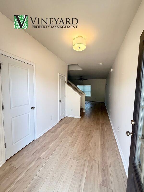 365 Winston Cir - Photo 3 of 25