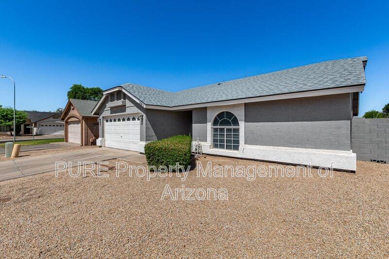 5206 N 102nd Dr - Photo 3 of 39