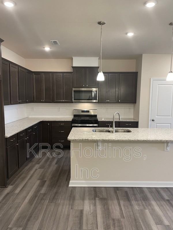 1218 S Franklin St #228 - Photo 4 of 26