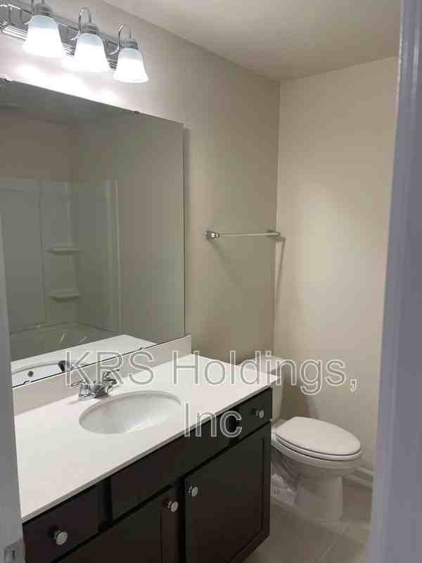 1218 S Franklin St #228 - Photo 6 of 26