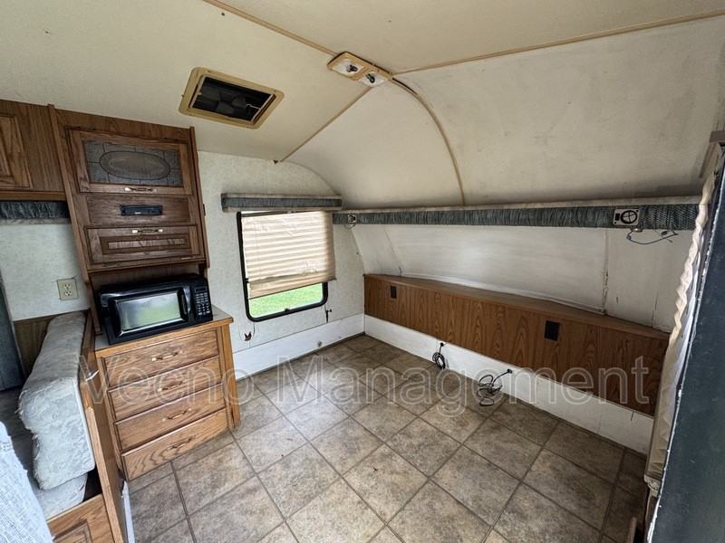 9831 Texasloop #12B - Photo 3 of 9