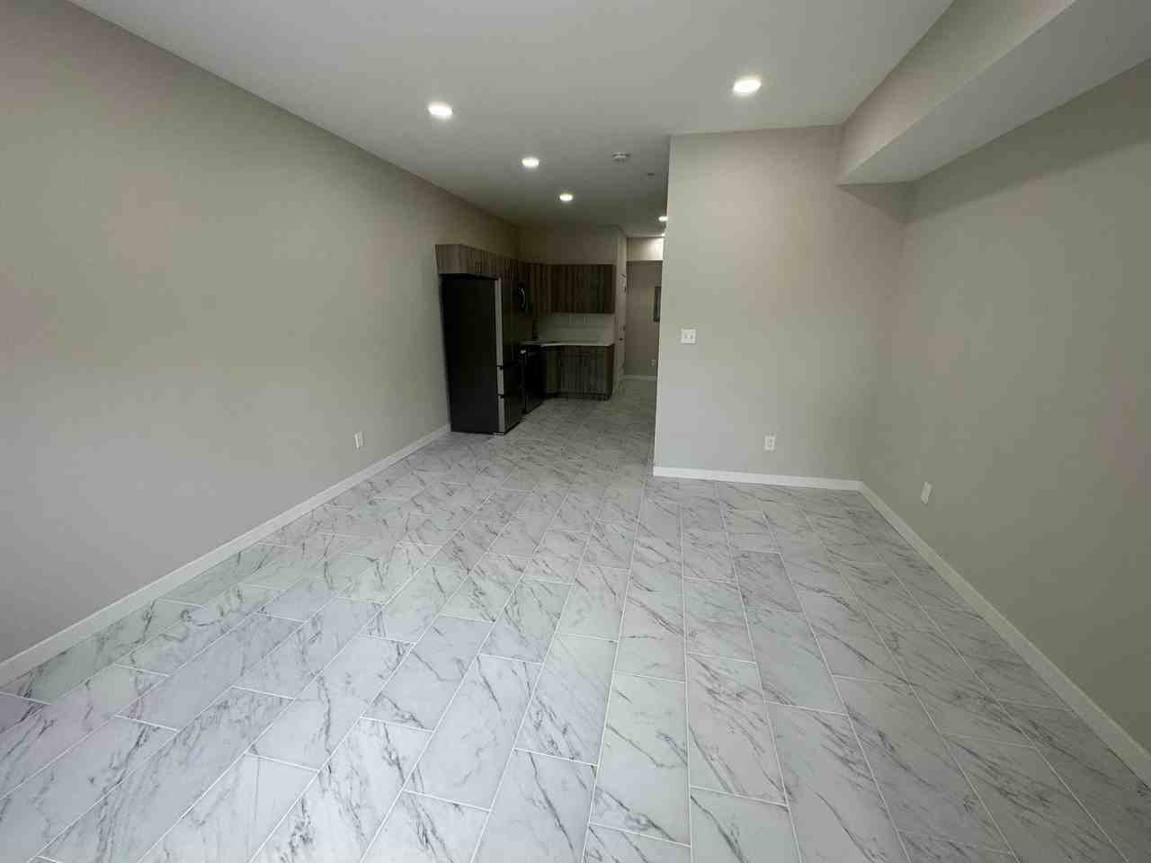 3319 N 17TH ST - Photo 5 of 9