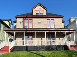 featured image of 303 S Beech St