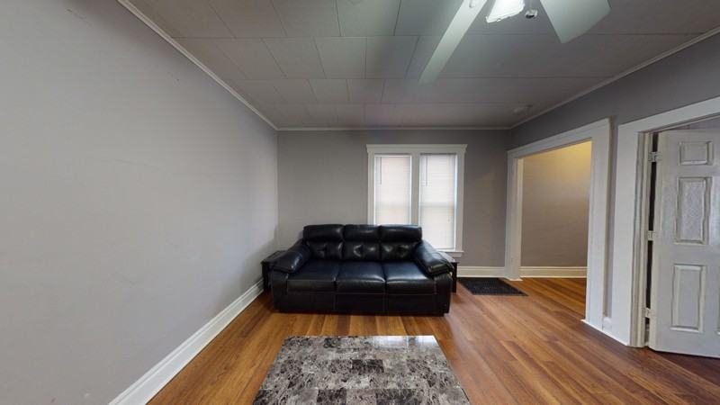 305 South Beech Street - Photo 4 of 15