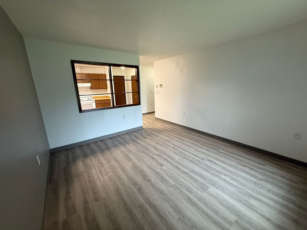Welcome to Pleasantview 1104 Building in Wahpeton, ND - Photo 5 of 16