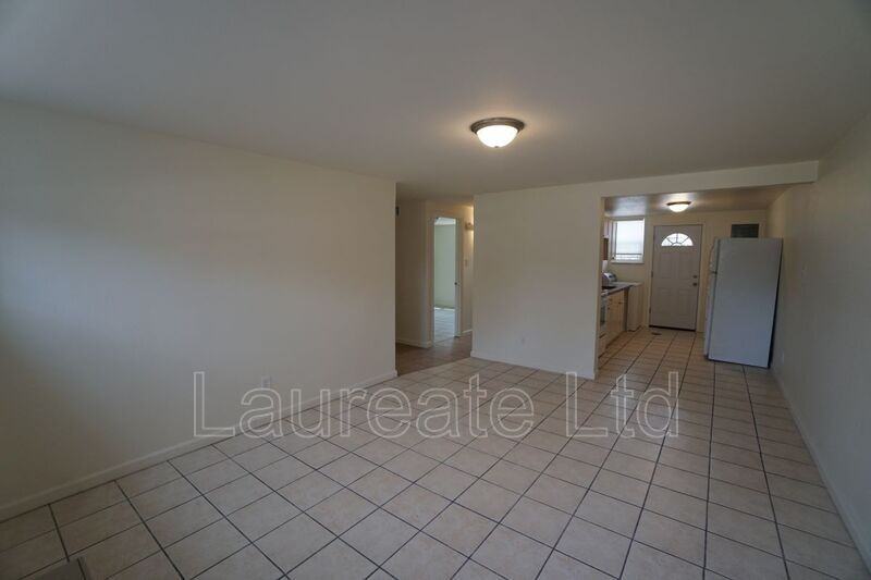 1118 Rosemary St #3 - Photo 2 of 11