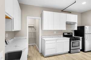 featured image of 1105 E Genesee St