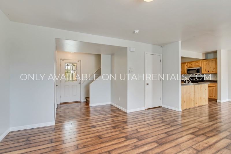 10881 S Pine Shadow Rd - Photo 7 of 22