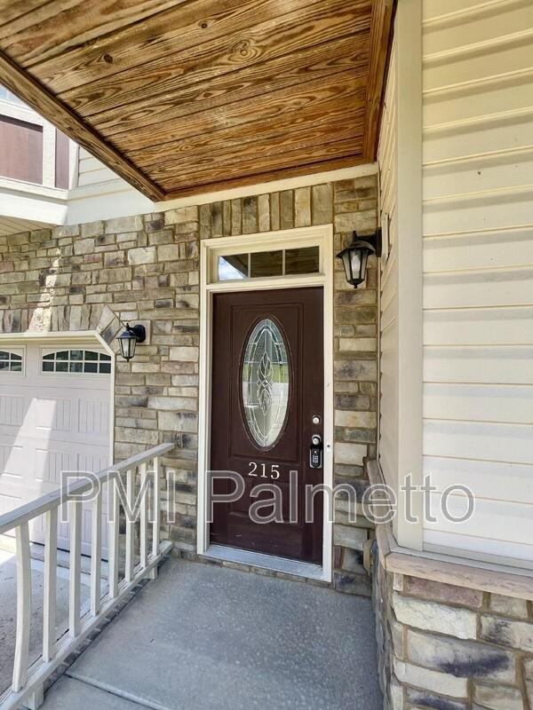 215 Emanuel Creek Dr - Photo 5 of 33
