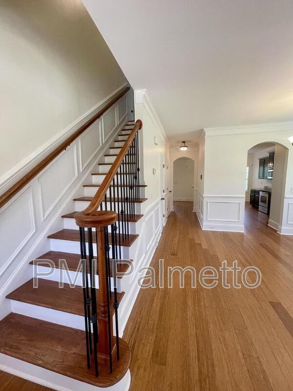215 Emanuel Creek Dr - Photo 6 of 33