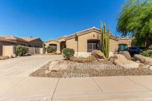 737 S Sycamore Pl - Photo 1 of 1