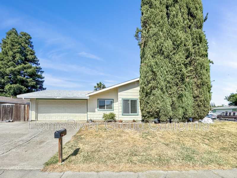 2868 Candido Dr - Photo 2 of 19