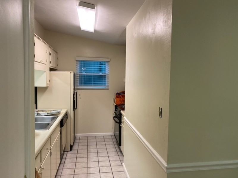 145 Whetherbine Way W - Photo 3 of 13