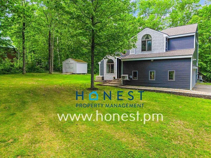 1180 West Rd - Photo 3 of 50