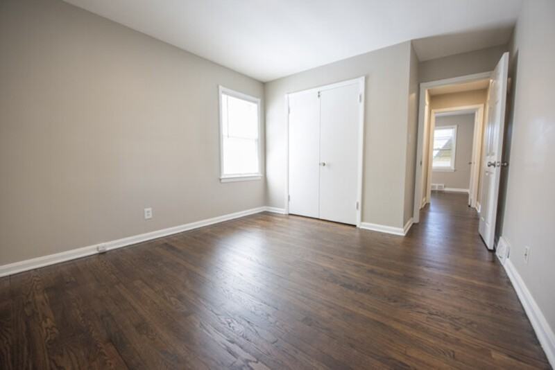 5976 Hodgman Dr - Photo 2 of 30