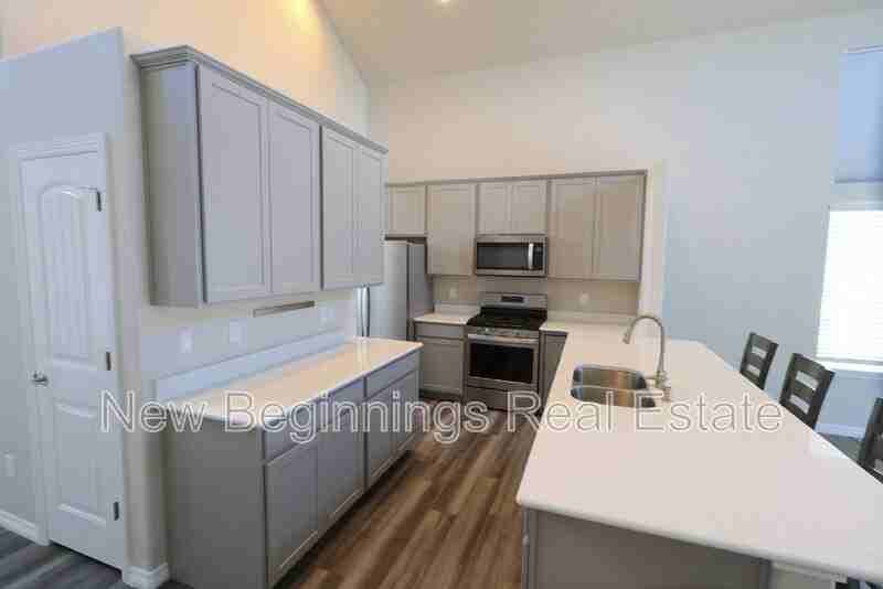 4834 Olympus Dr - Photo 7 of 34