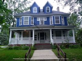 featured image of 602 E 14th St