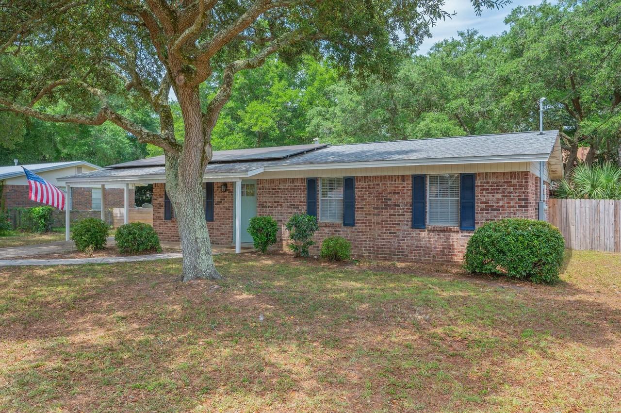 30 Woodham Ave - Photo 3 of 36