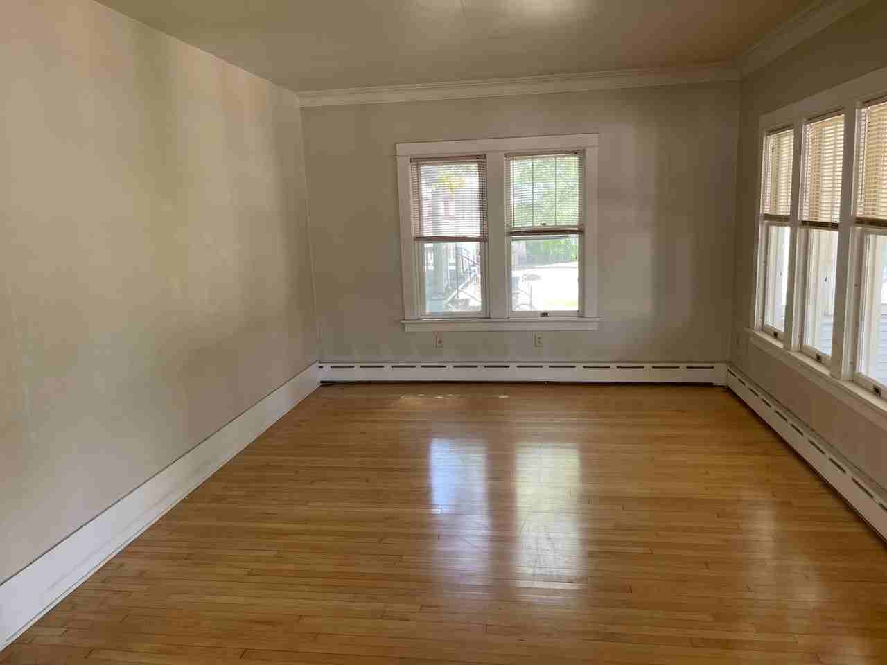 636 Jackson St - Photo 6 of 21