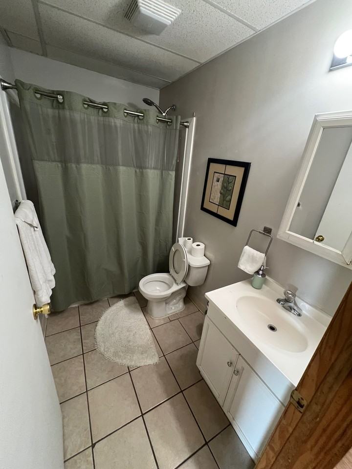 201 Walnut St #201-1 - Photo 3 of 6