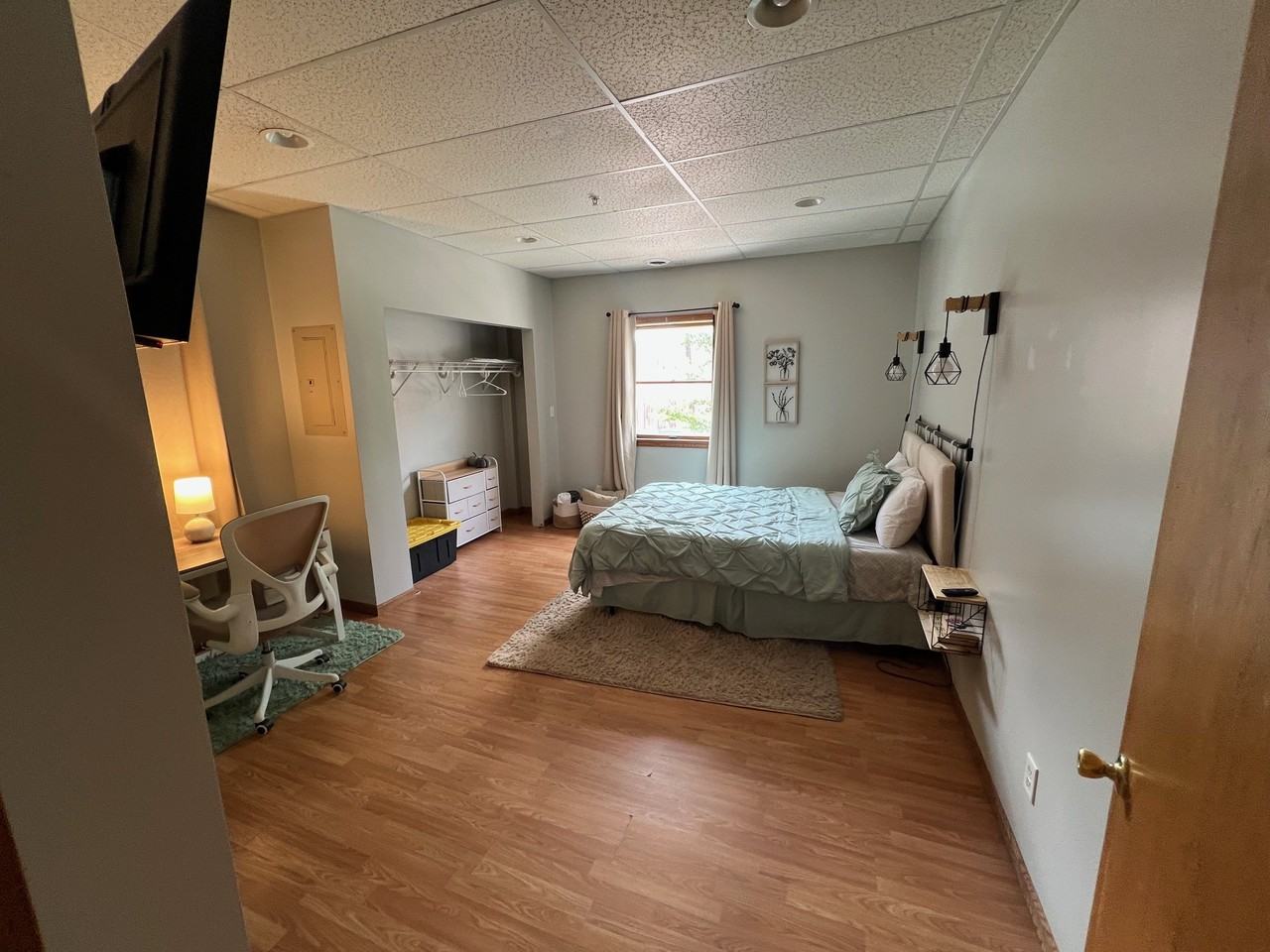 201 Walnut St #201-1 - Photo 4 of 6