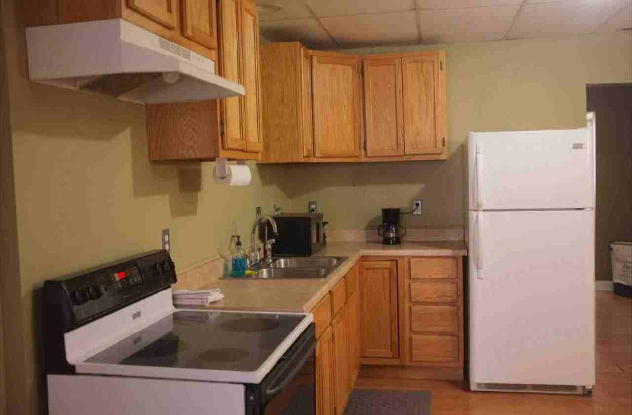 318 High St #1AIRBNB - Photo 2 of 7