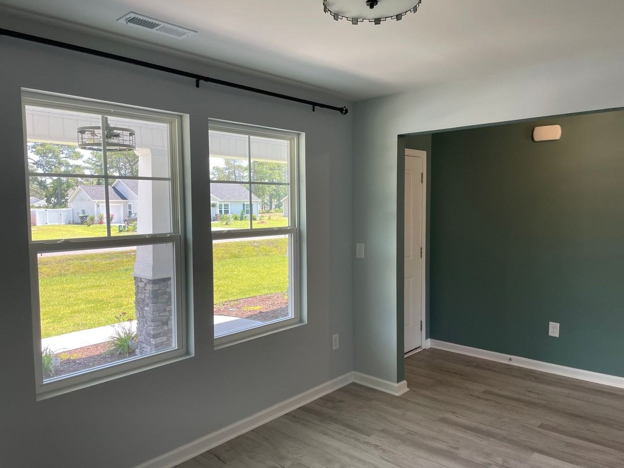 870 Golf View Rd - Photo 2 of 36