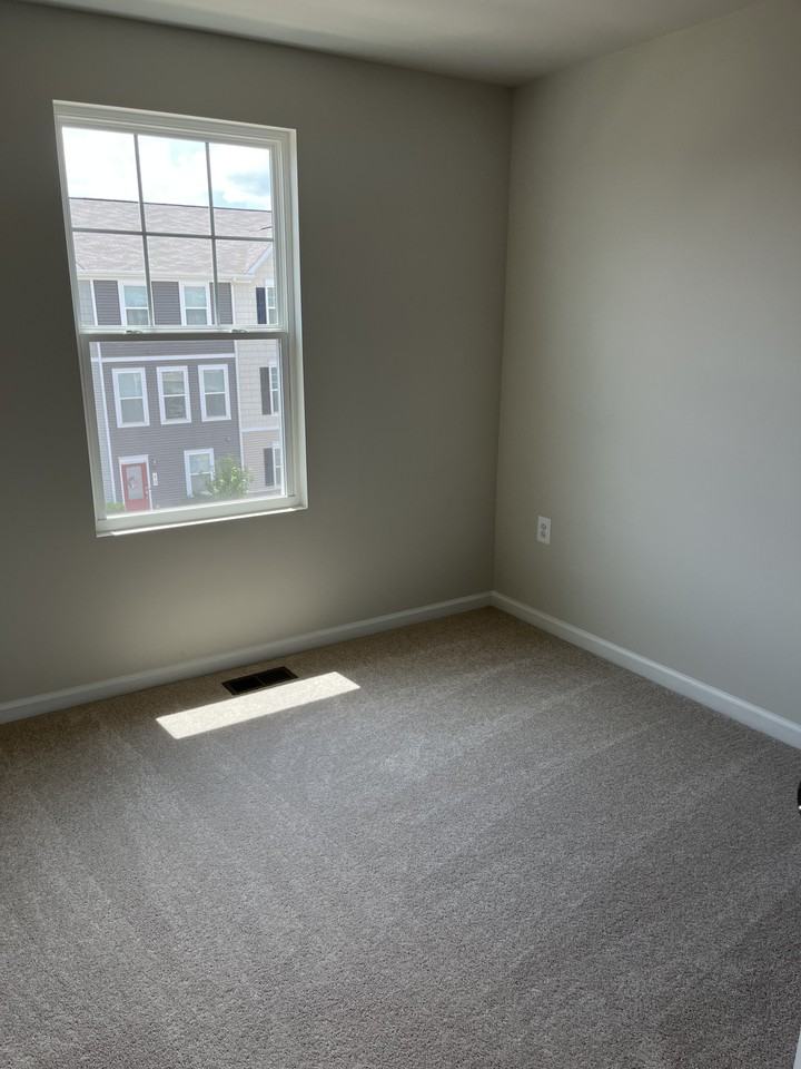 87 Anthem Street - Photo 7 of 7