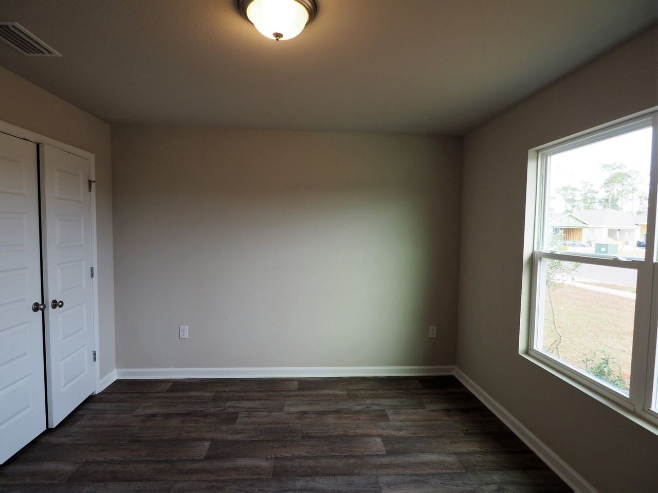 7421 Brompton Dr - Photo 4 of 26