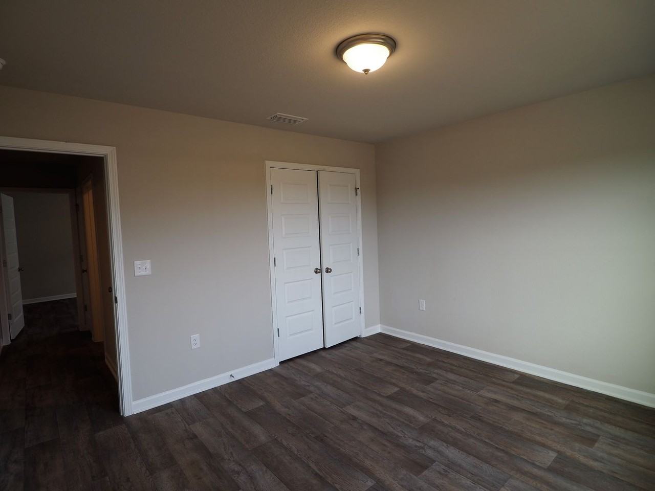 7421 Brompton Dr - Photo 5 of 26