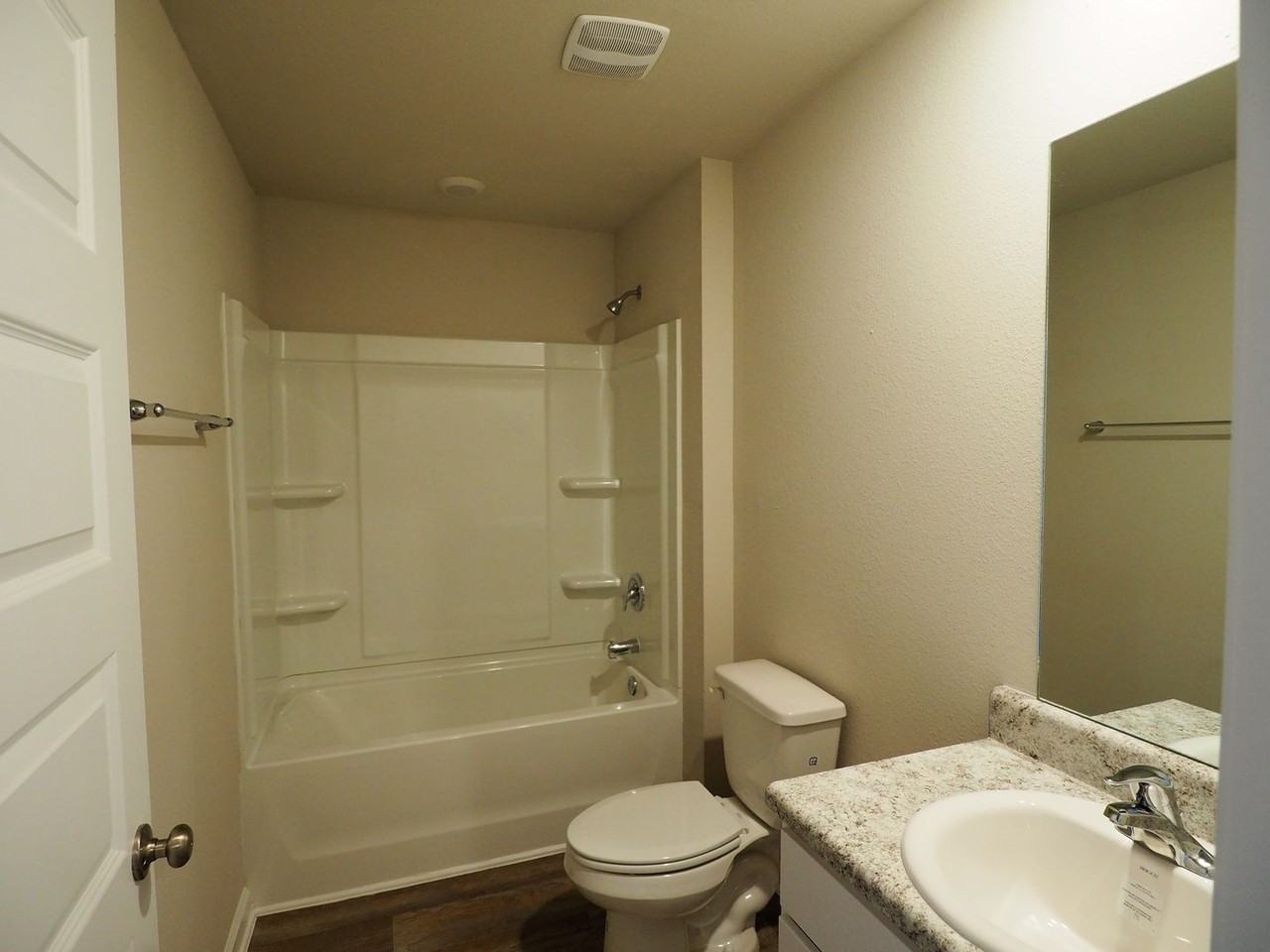 7421 Brompton Dr - Photo 6 of 26