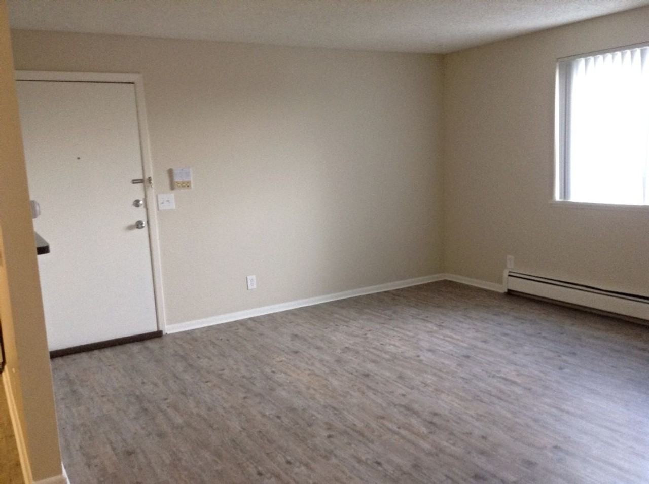 7620 W. 62nd Ave. - Photo 3 of 29