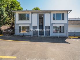 5008 SE Woodward Street - Photo 1 of 1