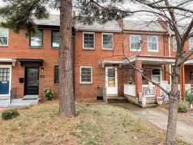 416 N Henry St - Photo 1 of 1