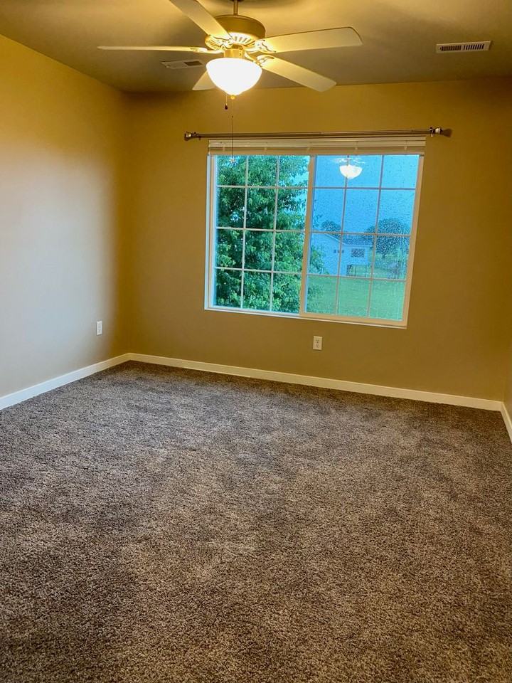 4503 Ne Mcdougal Ln - Photo 7 of 14