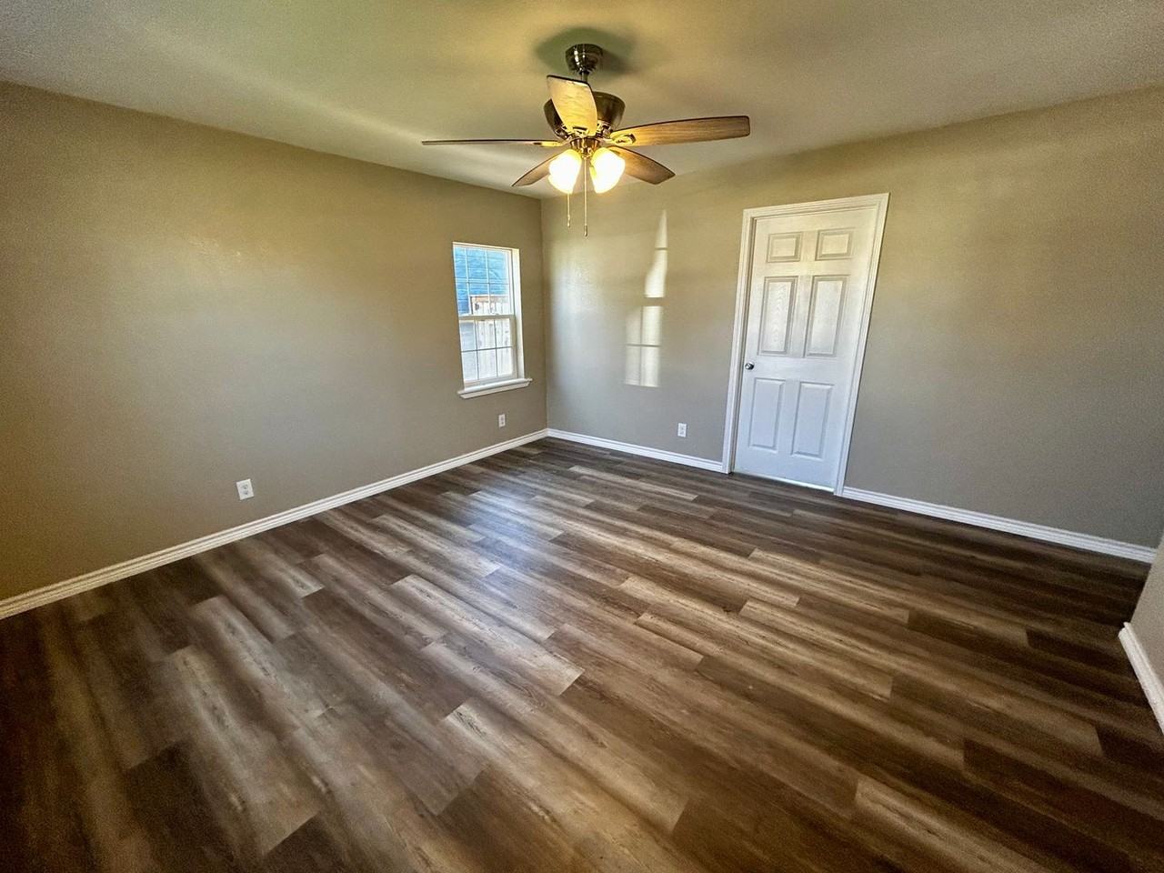 5217 Questa Dr - Photo 2 of 16