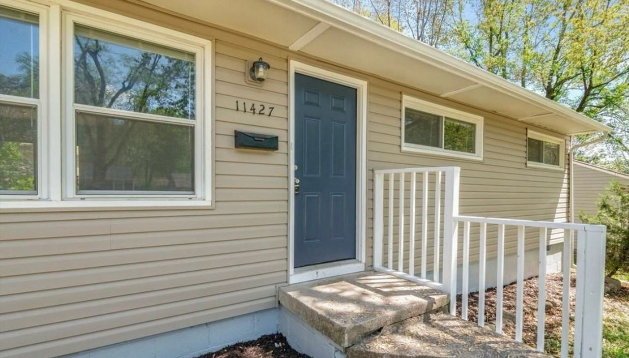 11427 Richmond Ave - Photo 2 of 12