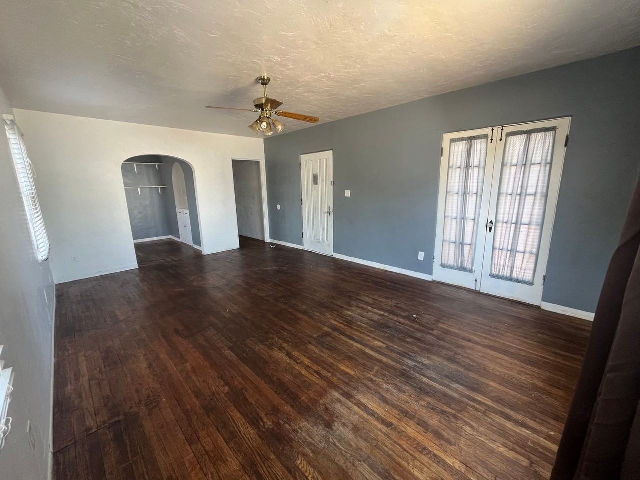 809-809.5 N. 9th St - Photo 4 of 11