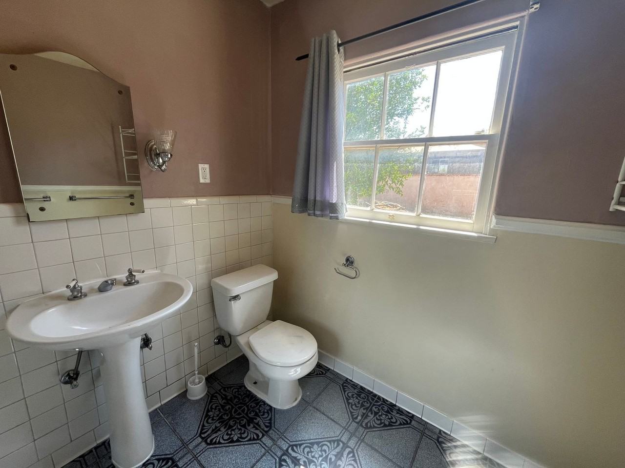 809-809.5 N. 9th St - Photo 7 of 11