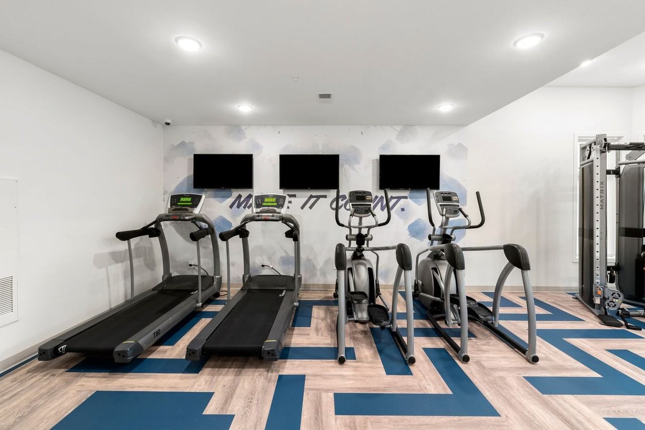 Blackmore Flats I - Bldg 1 - Photo 4 of 50