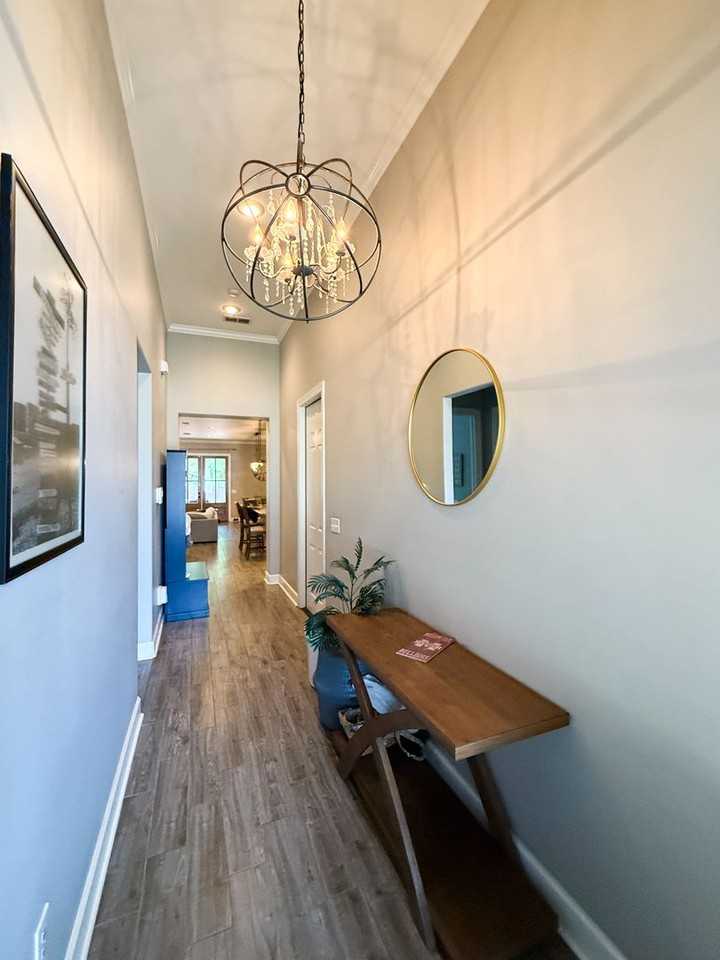 104 Shotts Ave - Photo 4 of 24