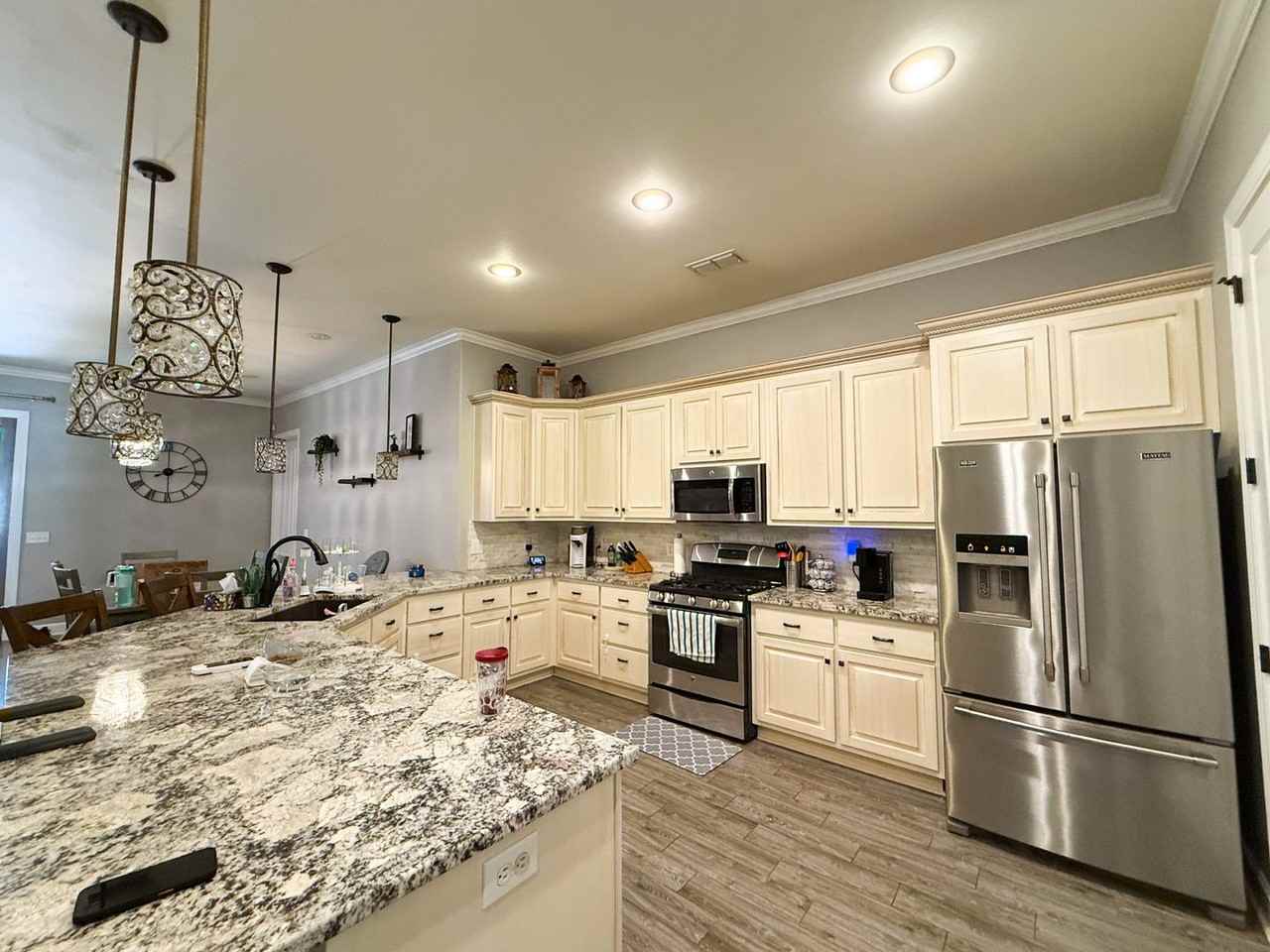 104 Shotts Ave - Photo 7 of 24