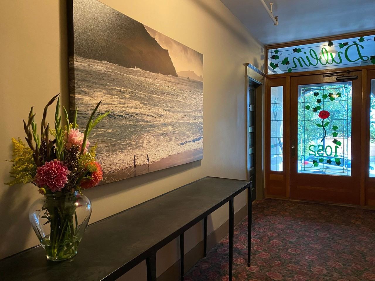 Dublin Apartments - Photo 2 of 5