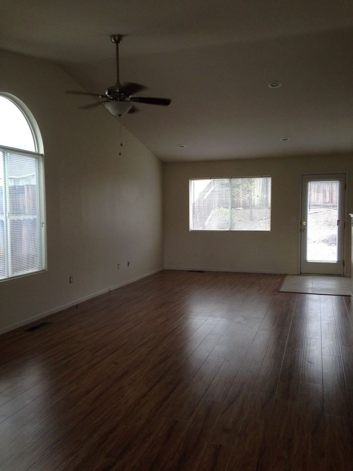 8200 Shifting Sands Dr - Photo 4 of 14