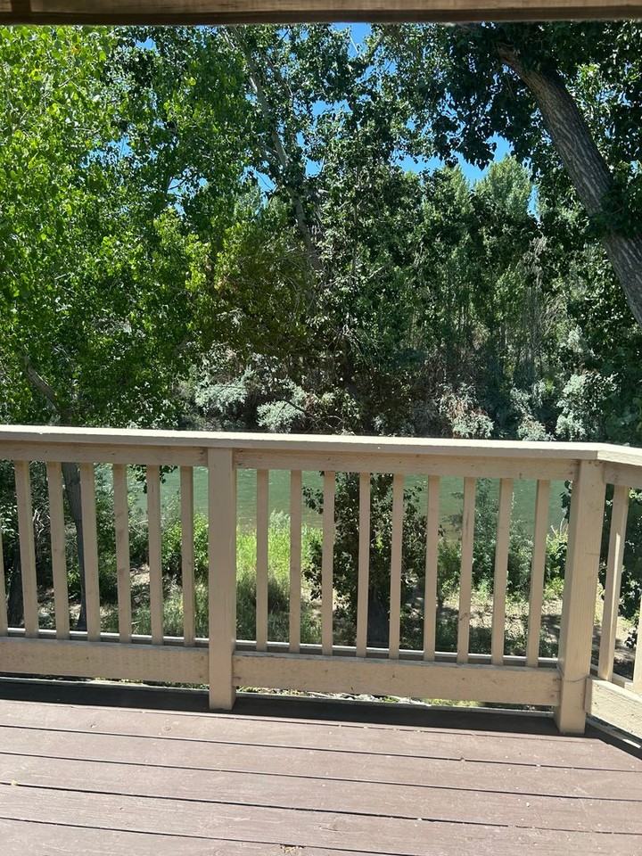 2875 Idlewild Dr - Photo 2 of 15