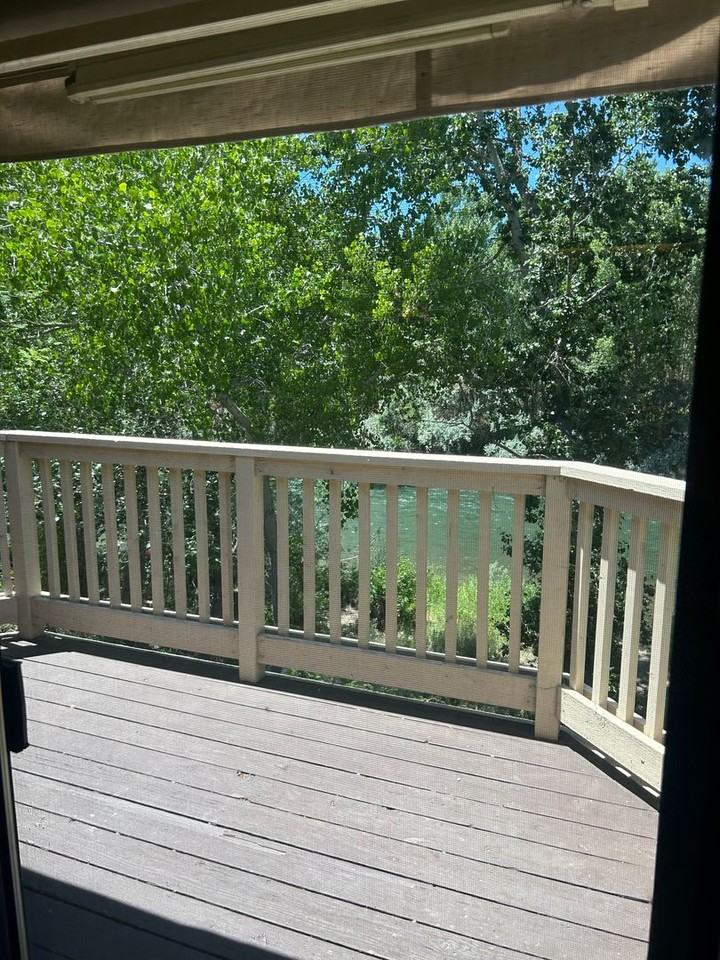 2875 Idlewild Dr - Photo 3 of 15